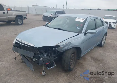 2013 Chrysler 200 Lx from USA, damaged, VIN 1C3CCBAG6DN738281